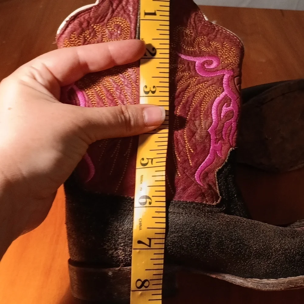 Ariat Girls Cowboy Boots Size 11.5